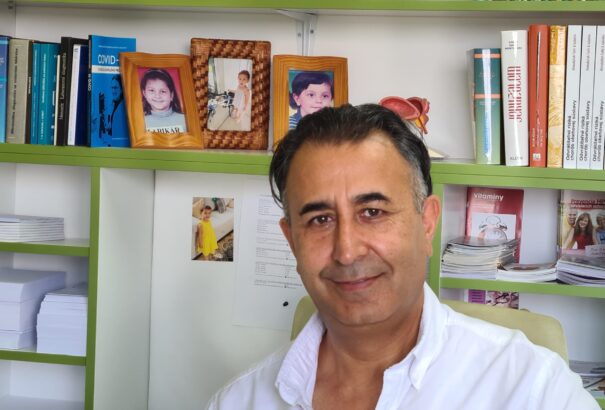 MUDr. Obaidullah Mir városi és megyei képviselőjelölt: Vegyük kézbe ügyeinket a régiókban az egészségügy területén