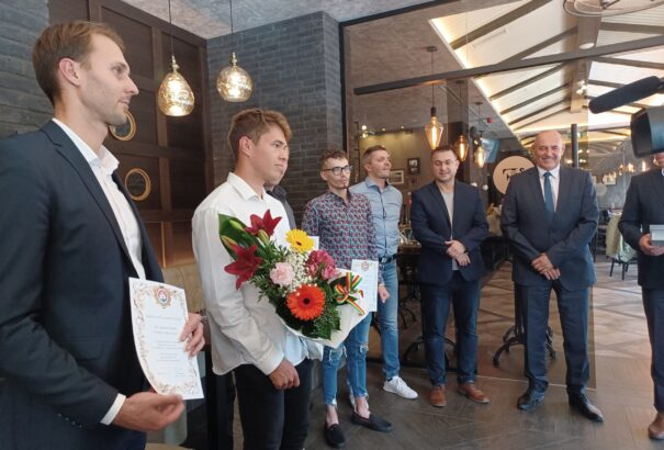 Komárom városa elismerésben részesítette 2020-as, valamint a 2021-es év legjobb sportolóit