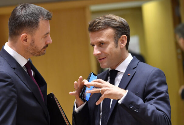 Ezt hozta az EU-csúcs eddig: Ársapka, kötelező gázszolidaritás, spanyol-francia-német gázcsörte