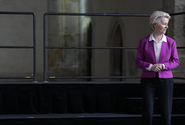 Korrupciógyanú: Az Európai Ügyészi Hivatal nyomozást indított von der Leyen gyanús vakcinabeszerzési ügylete kapcsán