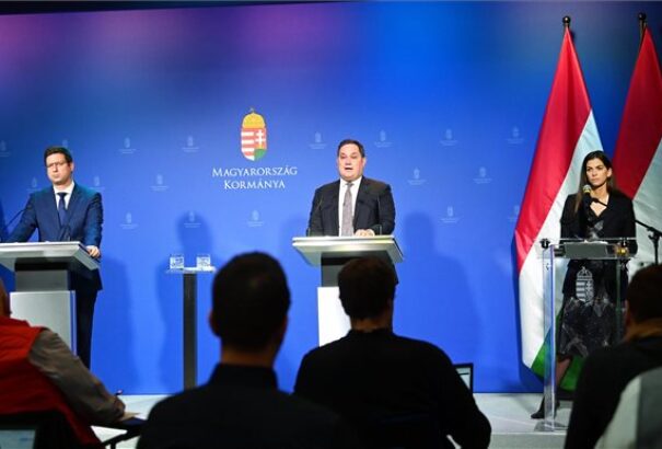 Magyar kormányinfó – Gulyás: a kormány fellép a szankciós infláció ellen