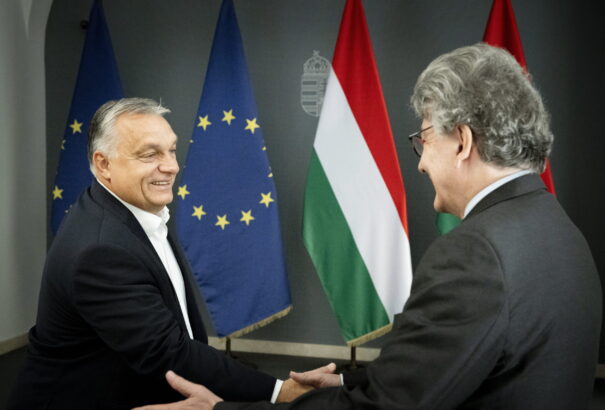 Az EU-csúcsot előkészítő tárgyalásokat folytat Orbán Viktor