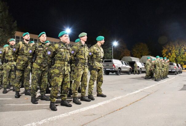 Katonák is bekapcsolódtak a cseh-szlovák határ ellenőrzésébe