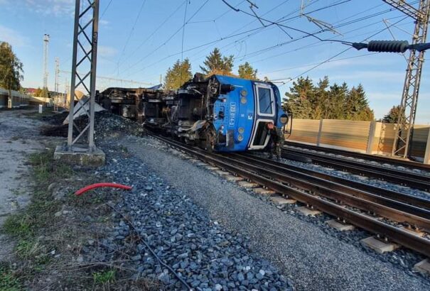Kisiklott egy vonat Csehországban, emiatt akár 90 percet is késhetnek a nemzetközi vonatok