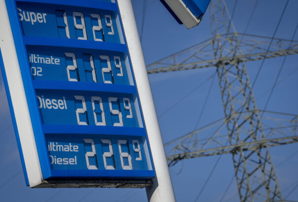 Az olajkartell újraosztja a lapokat? Visszafelé sülhet el a G7-ek olajársapkája