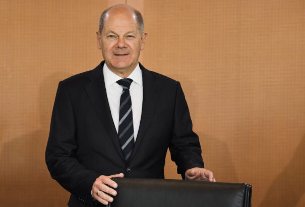 Scholz: Putyin „keresztes háborút” folytat a liberális demokrácia ellen