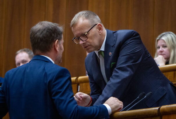 Kollár: Az OĽaNO megvétózta alkotmánymódosító javaslatunkat, ezért Taraba tervezetét támogatjuk