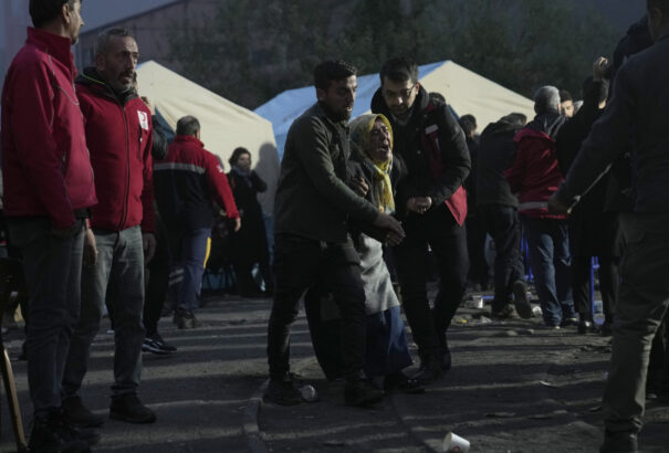 Súlyos bányarobbanás történt Törökországban. Legkevesebb 28 ember meghalt, több tucatnyian a föld alatt rekedtek
