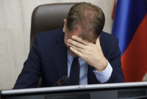 Az OĽaNO kilenc képviselője nem vesz részt a Matovič leváltásáról szóló szavazáson, egyúttal felhívást küldtek neki