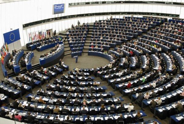 Az EP elítélte az ukrajnai hamis népszavazásokat, Putyin ellen pedig eljárást indítanának