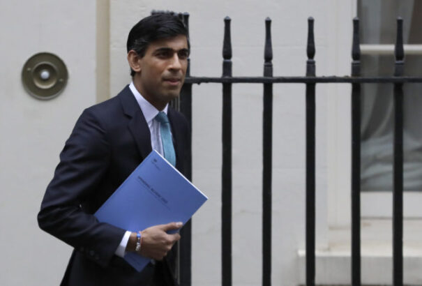 Rishi Sunak elég jelölést kapott ahhoz, hogy ő legyen a toryk vezetője