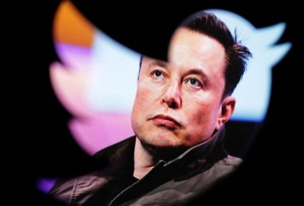 Elon Musk szerint csőd fenyegeti a Twittert