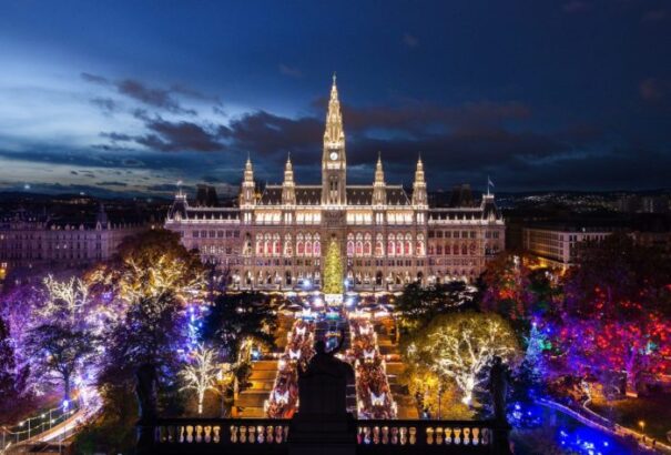 Megnyitotta kapuit a méltán híres bécsi karácsonyi vásár
