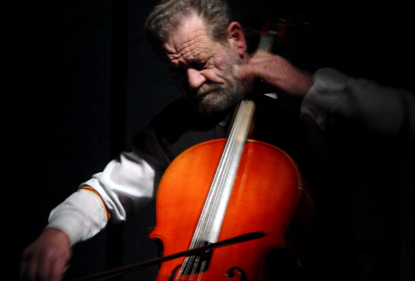 Dráfi Mátyás Jászai Mari-díjas színművészt köszöntjük 80. születésnapján