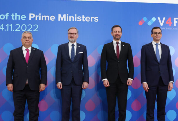 Visolajský: Szégyenletes, hogy Heger a V4-es országoktól kért segítséget az egészségügy várható összeomlása miatt