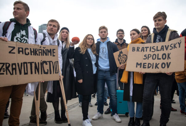 Ma sem született végleges megállapodás az orvosszakszervezet és a kormány között