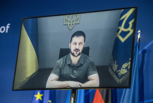 Zelenszkij a G20-csoport vezetőinek: Terrorista állam van köztetek