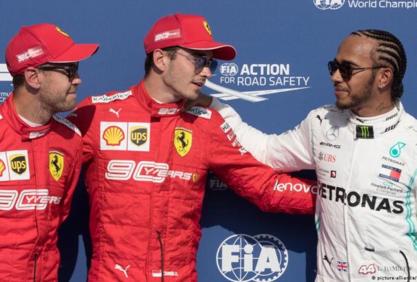 Hamilton sajnálja, hogy Vettel befejezi karrierjét. Lecler már a 2023-as évadra összpontosít