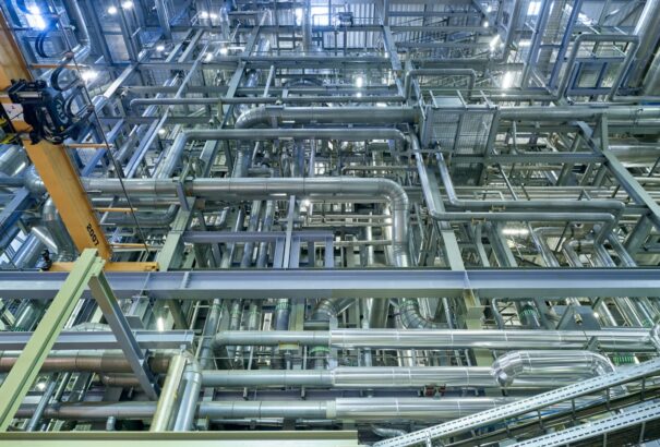 Külföldre távozik Prágából az EP Commodites a rendkívüli adó miatt