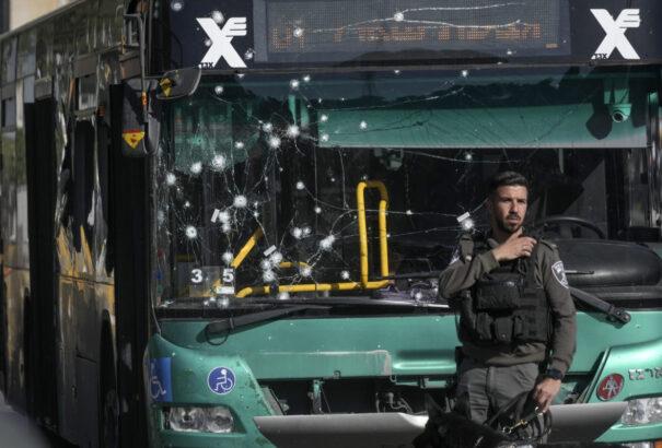 Robbantásos merényletek Izraelben – sebesültek is vannak