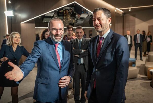 Weber és Heger megerősítették az OĽANO tagságát az Európai Néppártban