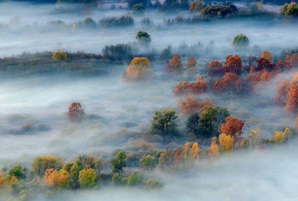 A kezdeti borongós idő után az ország nyugati részén előbukkanhat a nap
