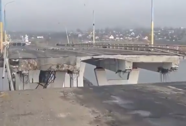 Az oroszok levegőbe repítették a stratégiai jelentőségű Antonovszkij hidat