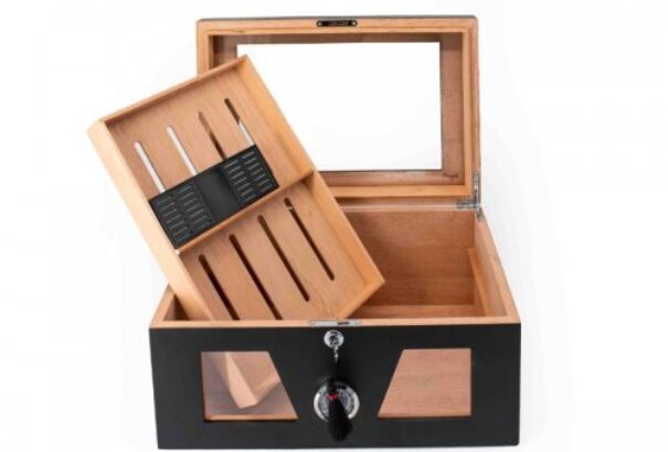 Mi teszi ideálissá a spanyol cédrust a szivar tárolására?