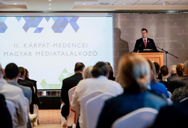 „Az IKEA bútorok leválasztottak saját tárgyi tudásunkról…” – Új kihívások előtt a Kárpát-medencei magyar médiatér