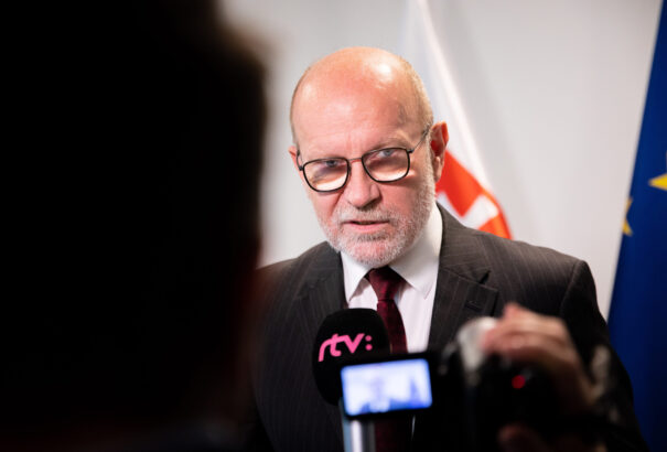 A magyar külügynél betelt a pohár Rastislav Káčer bicskanyitogató liberális provokációja miatt