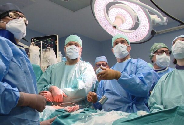 Orvosszakszervezet vs. kormány:  Zsarolnak vagy megalapozottan követelnek? A Körkép.sk megkérdezi olvasóit