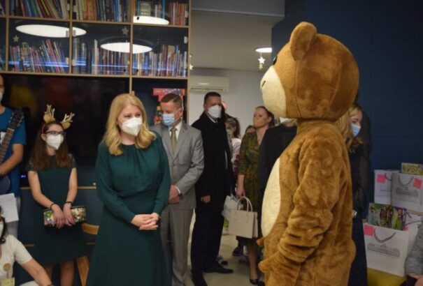 Zuzana Čaputová azokkal tölti a szenteste egy részét, akik ilyenkor is dolgoznak