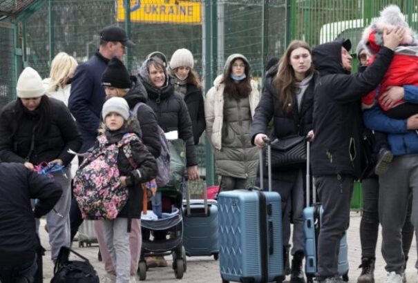 Újfent csaknem 18 000 ukrán menekült érkezett Szlovákiába