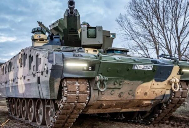 Honvédség: Magyarország bátor, innovatív és high-tech hadsereget épít