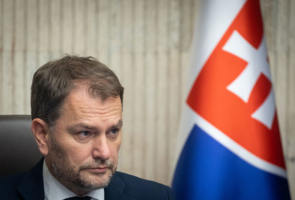 Jogállamisági vita: Hatalmas erőket mozgósítanak a liberálisok, hogy a szlovák kormány Magyarország ellen szavazzon