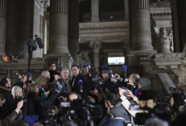 EP-korrupciós botrány – Ártatlannak vallotta magát és szabadon bocsátását kérte a letartóztatott EP-képviselő