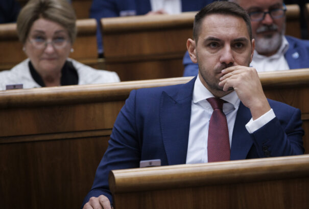 Gyimesi: Az előrehozott választások az egyetlen racionális kiút a jelenlegi helyzetből