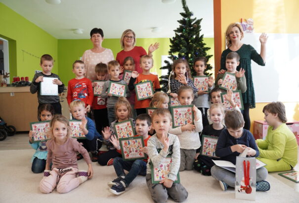 20 ezer külhoni óvodásnak küld karácsonyi ajándékot a Rákóczi Szövetség