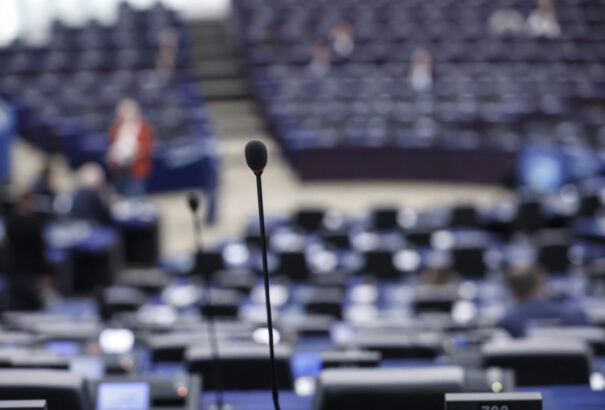 Katargate: A 6 millió migráns betelepítését szorgalmazó EP-képviselő is érintett az EP korrupciós botrányában