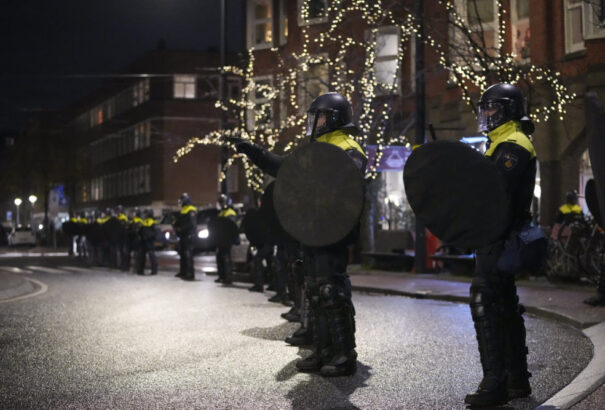 A holland nagyvárosokban nem közvetítik nyilvánosan a Marokkó-Franciaország elődöntőt
