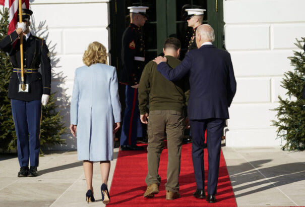 Zelenszkij washingtoni látogatása: Az USA-nak hatalmas PR-érték, Ukrajnának súlyos kudarc