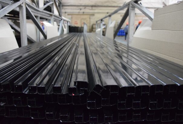 Az USA és az EU importvámot vethet ki a kínai alumíniumra és acélra