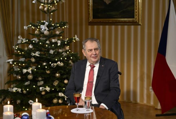 Utolsó karácsonyi üzenetében Miloš Zeman cseh elnök elbúcsúzott a polgároktól