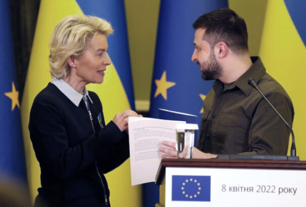 Az Európai Parlament „Ukrajna bátor népének” adta át a 2022-es Szaharov-díjat