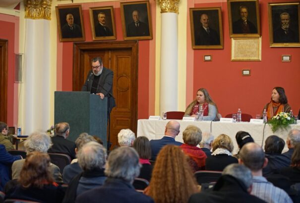 Az irodalomnak szabadságra van szüksége – Hodossy Gyula is bekerült a Magyar Írószövetség választmányába