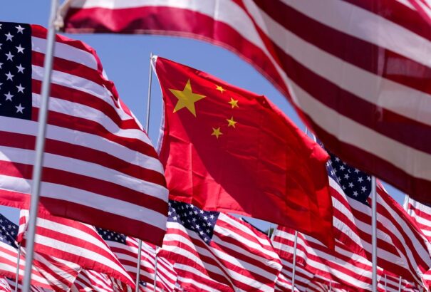 Londoni elemzők: Kína várhatóan csak másfél évtized múlva előzi meg az amerikai gazdaságot