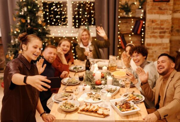 Mutatjuk, mire figyeljen karácsonykor! A mentősöket tavaly csaknem 1500 esethez riasztották