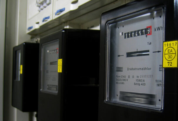 Elérte az energia-guillotin a vállalkozásokat: érkeznek az öt-hatszoros árat tartalmazó energiaszámlák