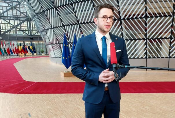 Szlovák külügyi államtitkár: konkrét témákra kell bekorlátozni a V4-es együttműködést