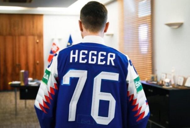 Heger gratulált Sulíknak születésnapja alkalmából, és egy 76-os számmal ellátott mezben üzent neki